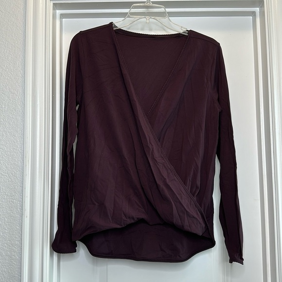 Lululemon Full Freedom Long Sleeve Wrap top in deep purple Size M/L - Picture 2 of 6